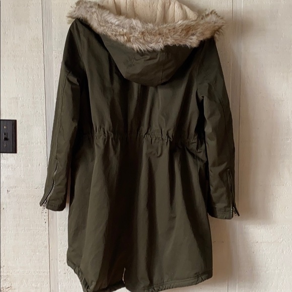 Forever 21 winter jacket - Picture 4 of 7